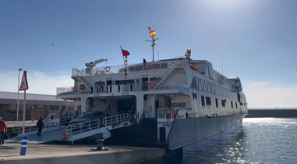 الرحلات البحرية من إسبانيا إلى المغرب